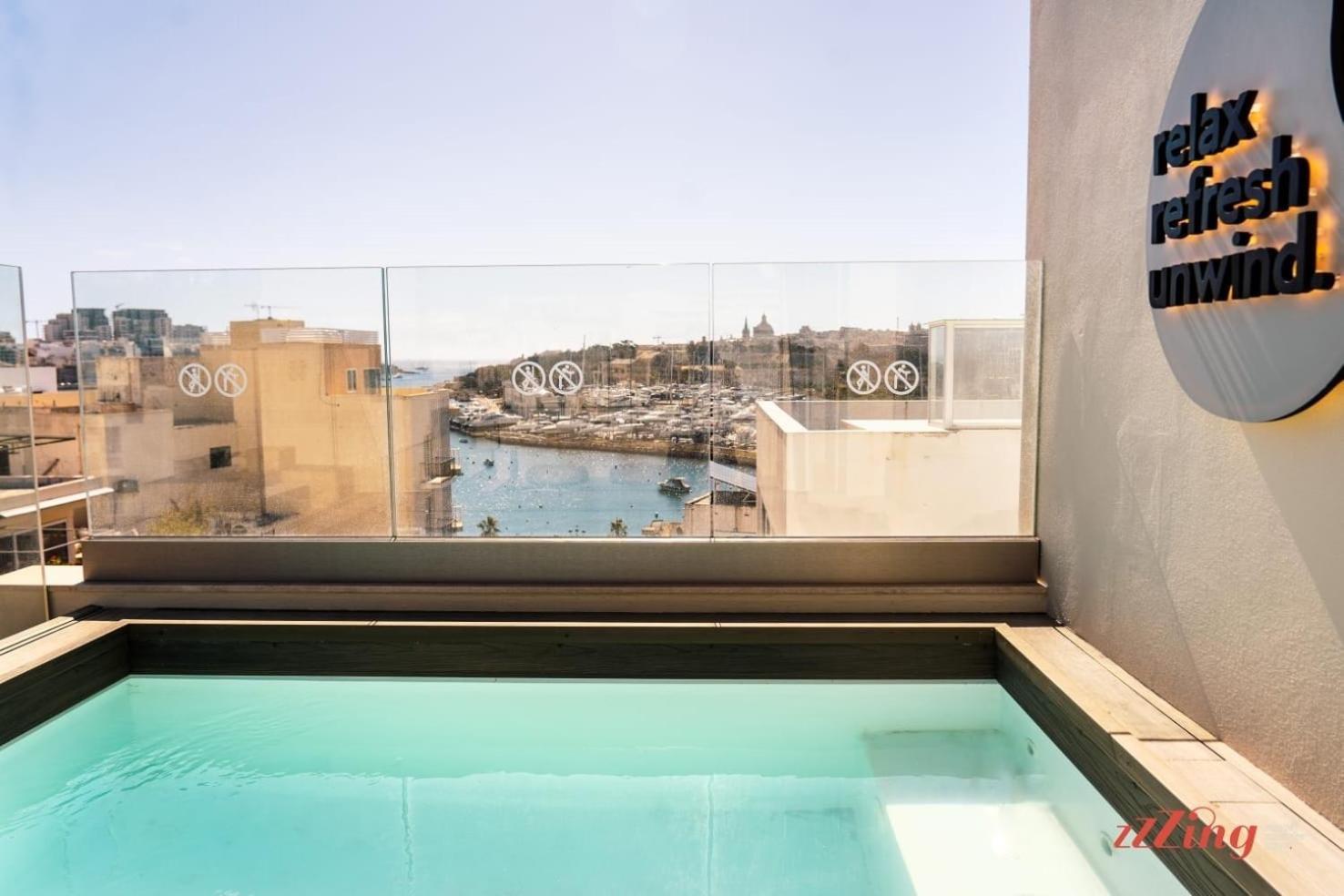 Stuart Rooms By Zzzing Gzira Extérieur photo