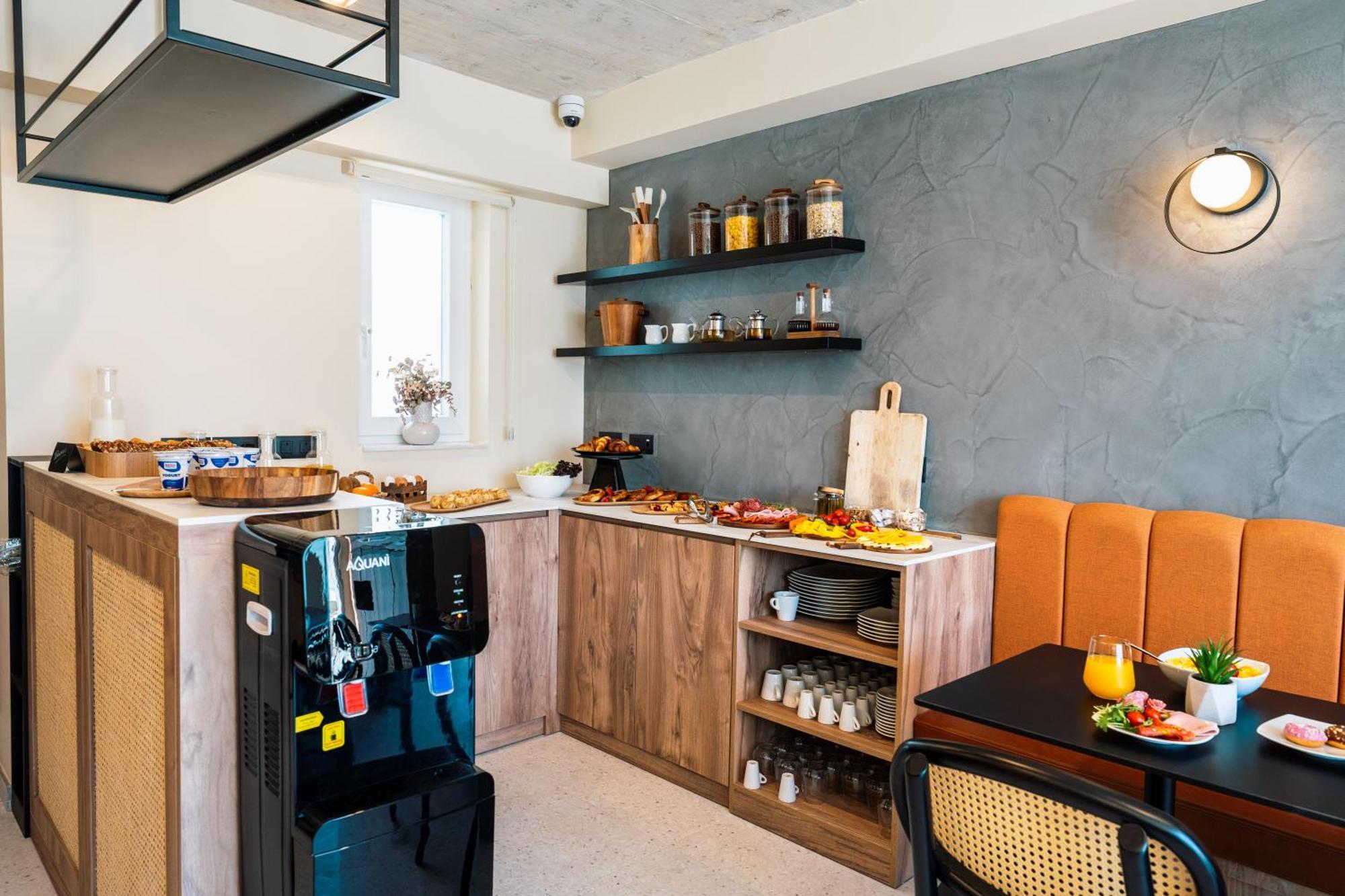 Stuart Rooms By Zzzing Gzira Extérieur photo